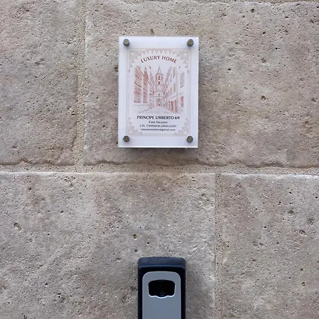 Сasa de vacaciones Principe Umberto 69 Luxury